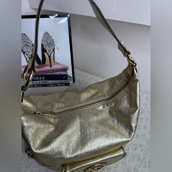 Michael Kors Gold Metallic Bag pristine condition - Picture 14 of 16